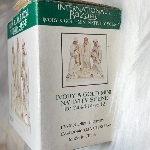 NWT in box glass Christmas nativity scene white - Picture 7 of 12